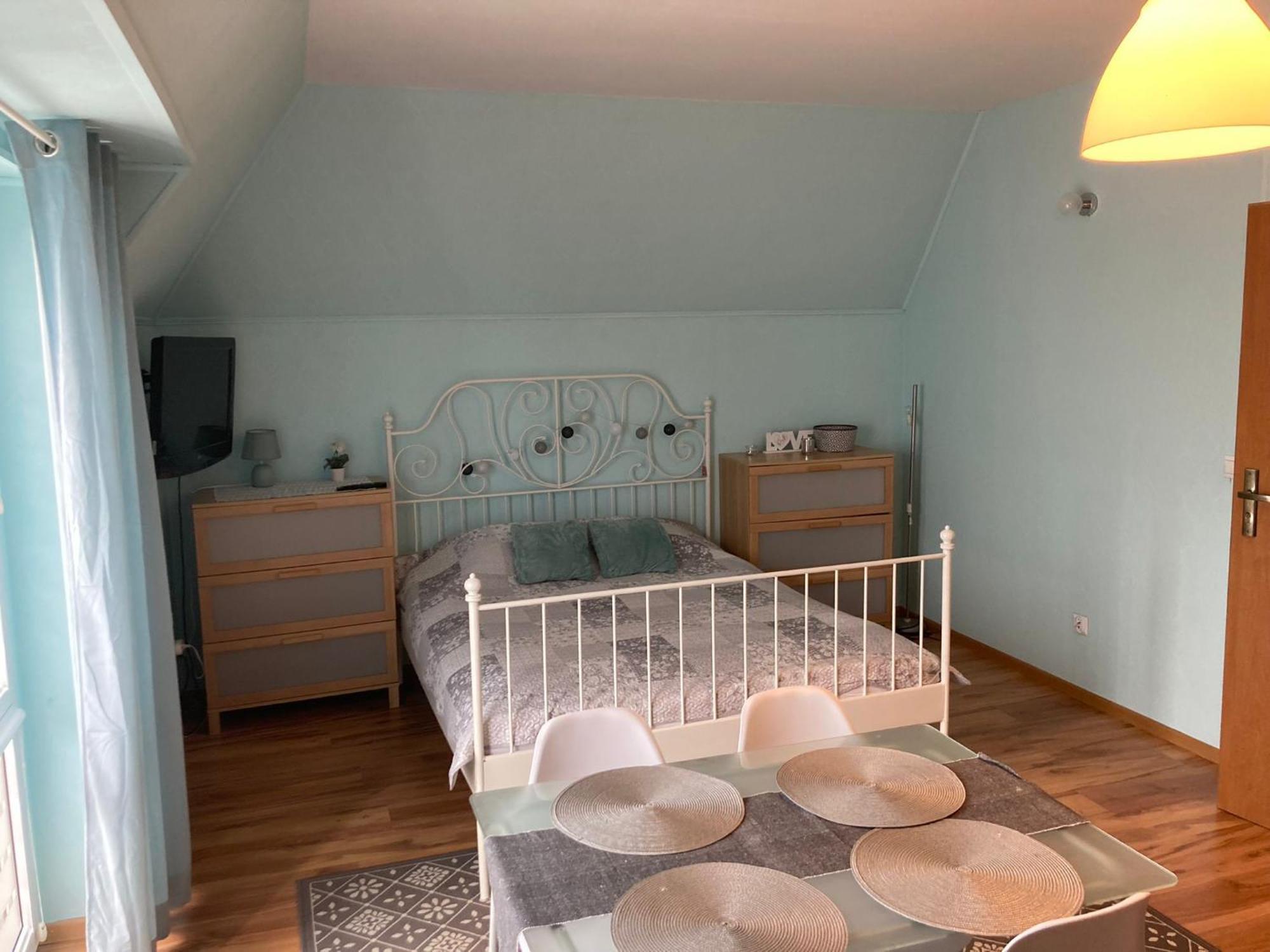 Отель Stacja Sopot Pokoje Do Wynajecia Номер фото